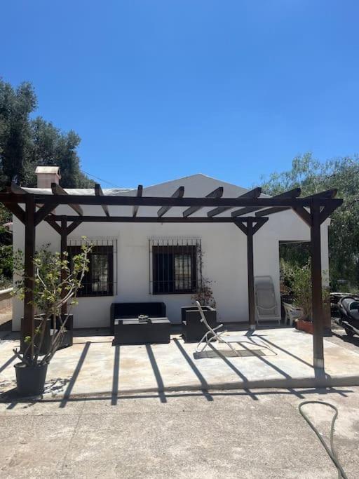 Farmhouse Surrounded By Centenary Olive Trees Olías Exterior foto